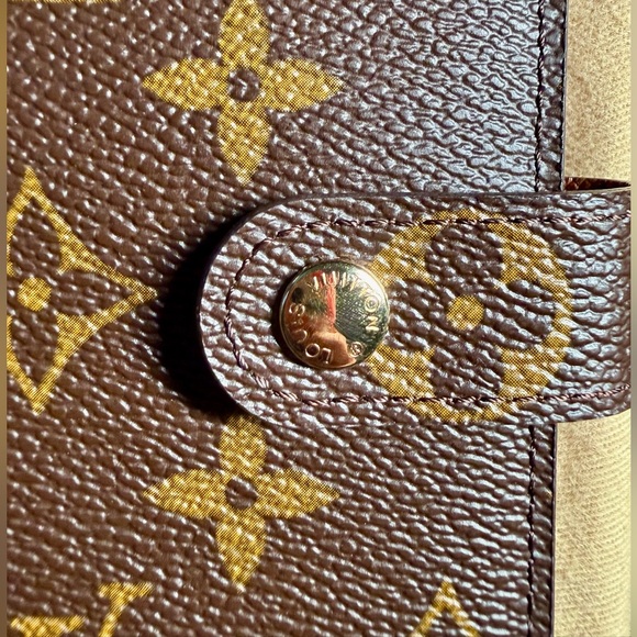 Louis Vuitton Monogram Agenda PM — Made in Spain - Picture 2 of 10